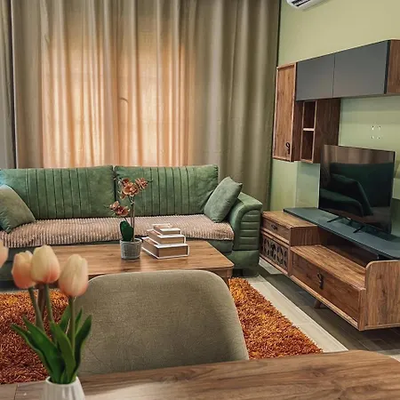 Sukaj Apartment *